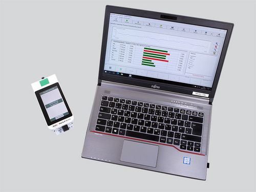 Rauheitsmessgerät MarSurf M 310 PC-Variante mit Laptop – Anschluss kabellos über Bluetooth