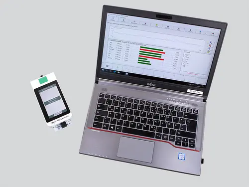 Rauheitsmessgerät MarSurf M 310 PC-Variante mit Laptop – Anschluss kabellos über Bluetooth